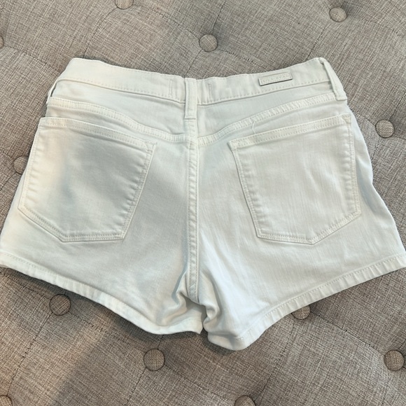 White jean shorts. Cute fit, lower rise - Picture 2 of 3
